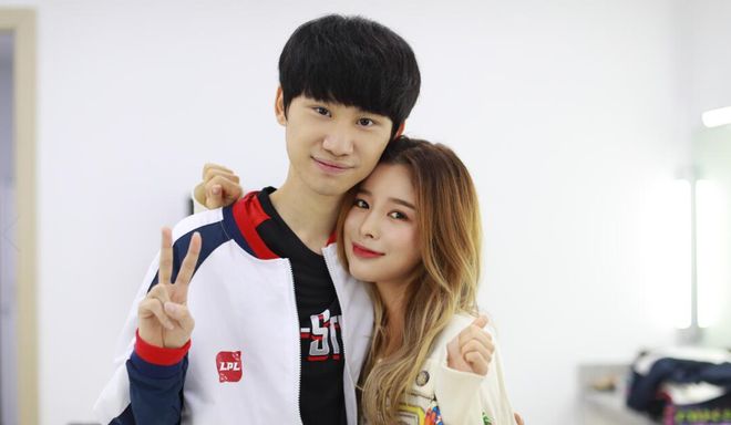 荣耀与责任 荣耀与责任