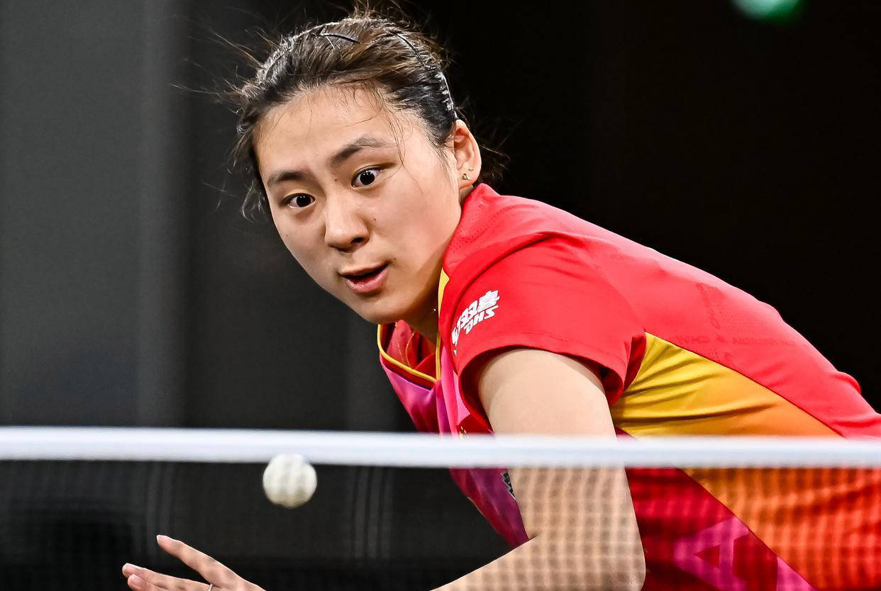 一直以其激 一直以其激