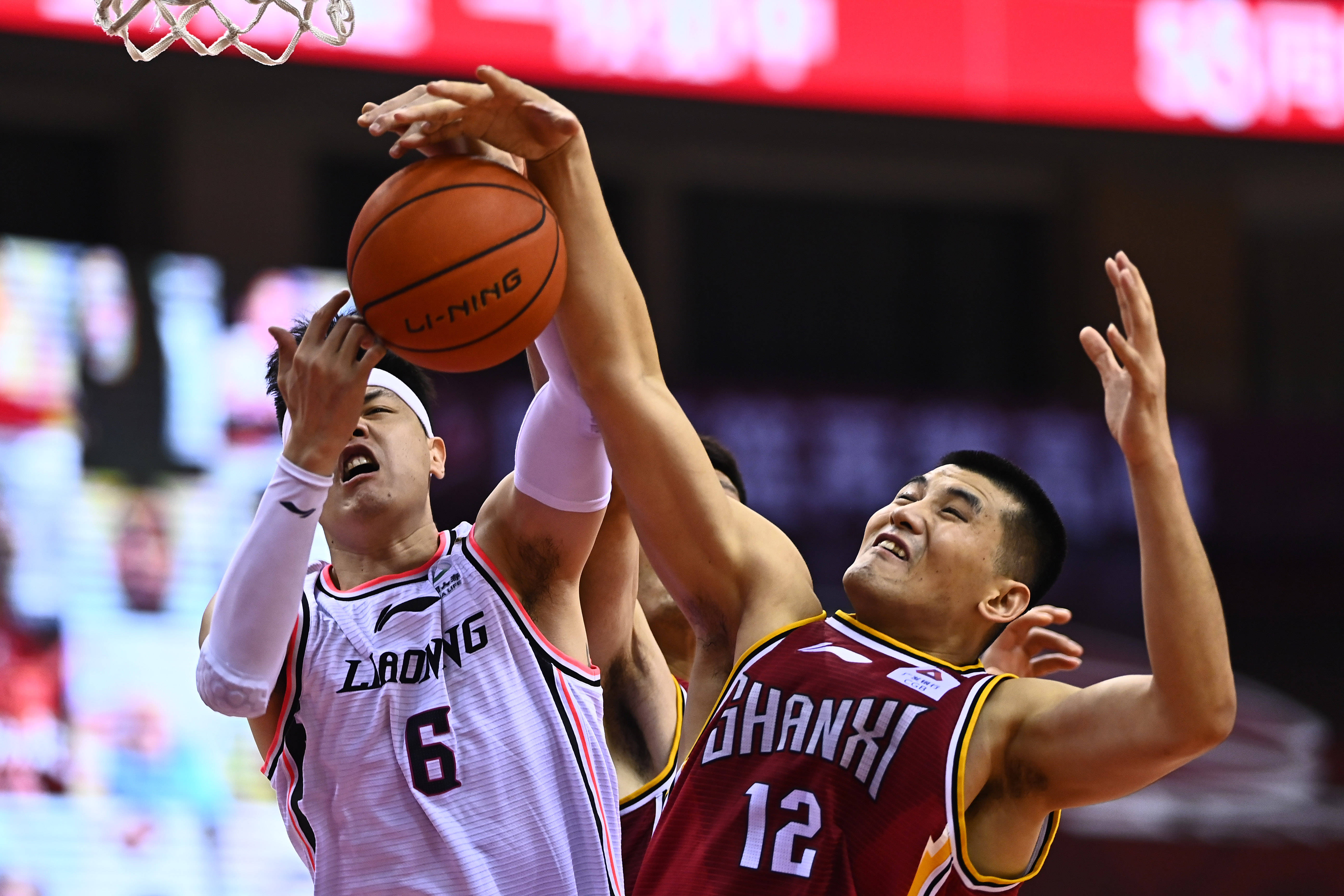 拖入强换资 拖入强换资