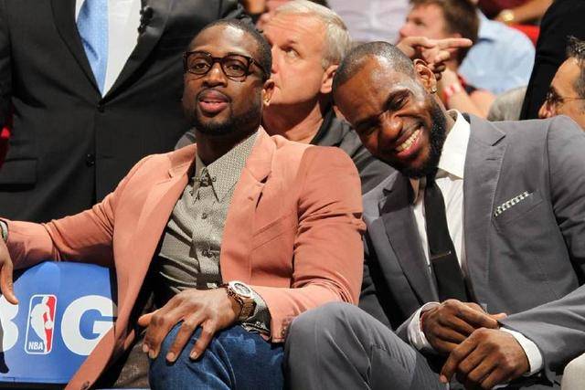 他不必频繁 他不必频繁